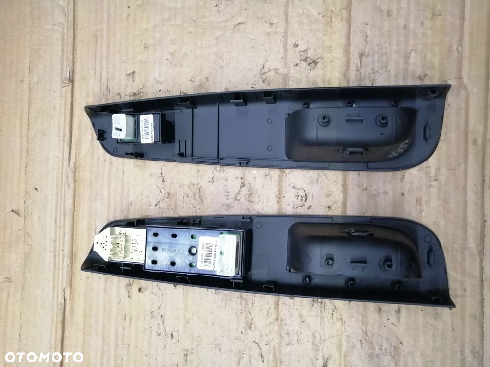 Kia Ceed I panele sterowania szyb komplet za 99zł - 4