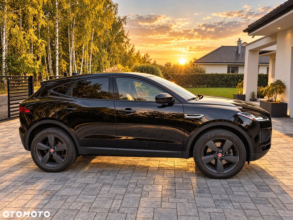 Jaguar E-Pace - 3