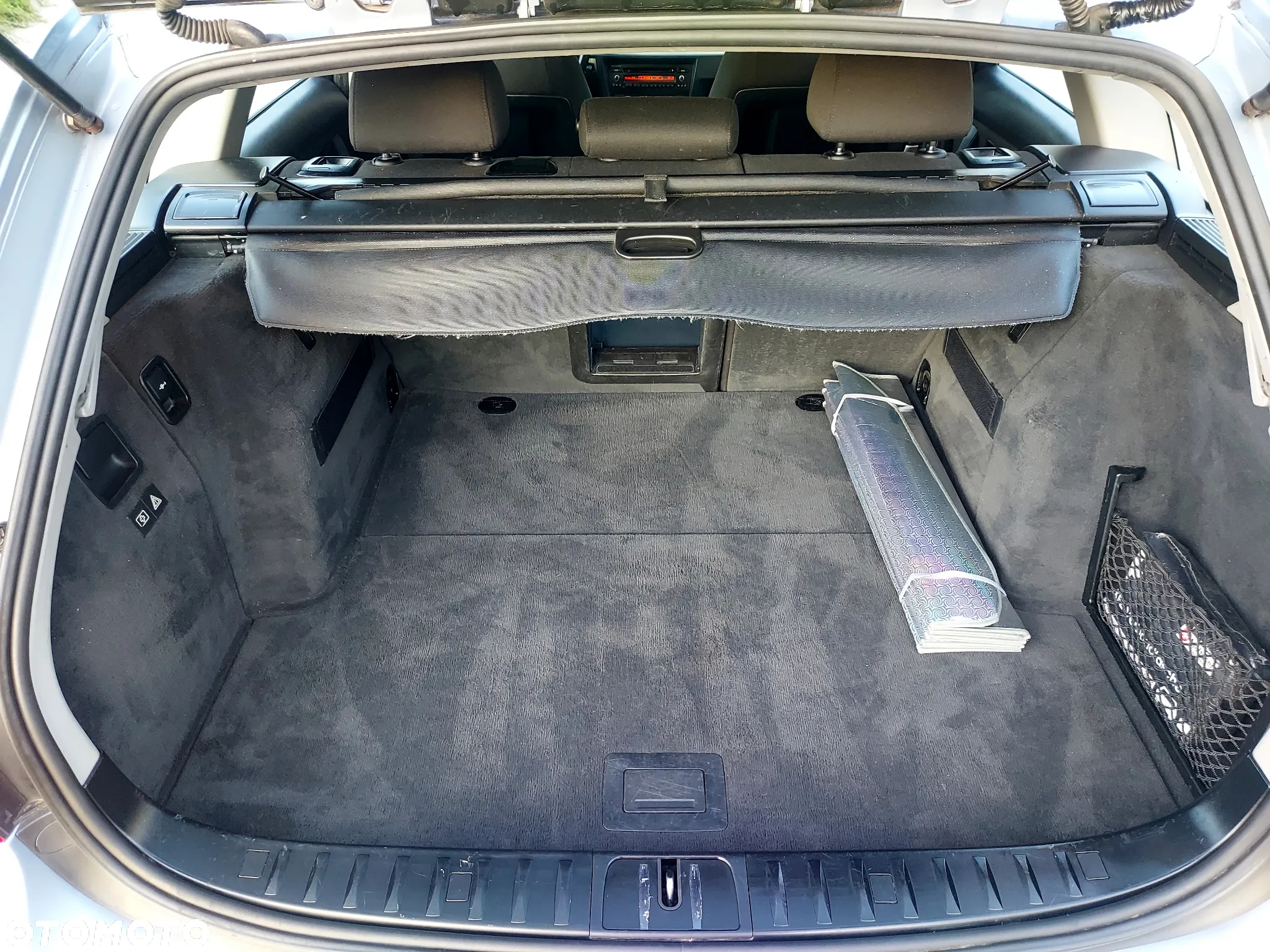 BMW Seria 3 318i - 24