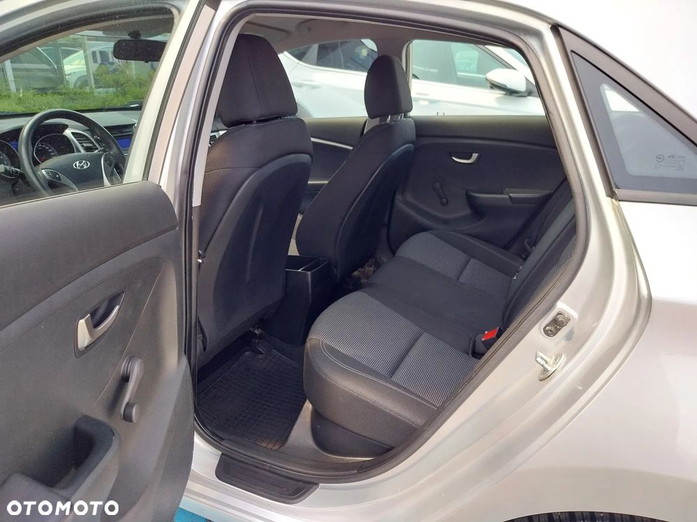 Hyundai i30 1.4 Classic - 11