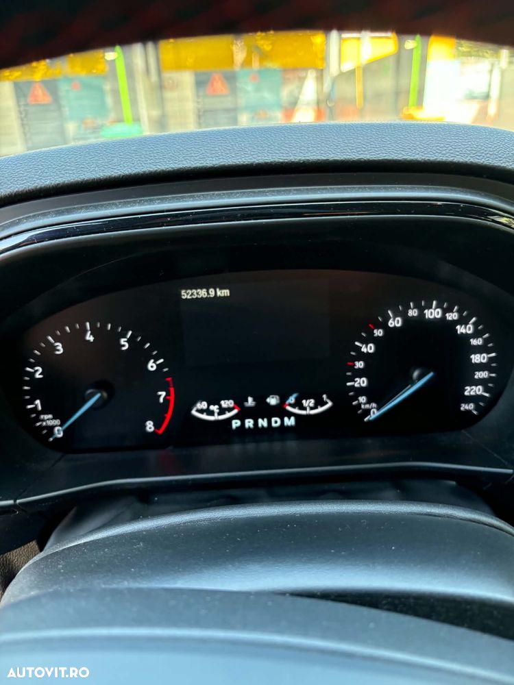 Ford Focus 1.5 EcoBoost ST-Line - 14
