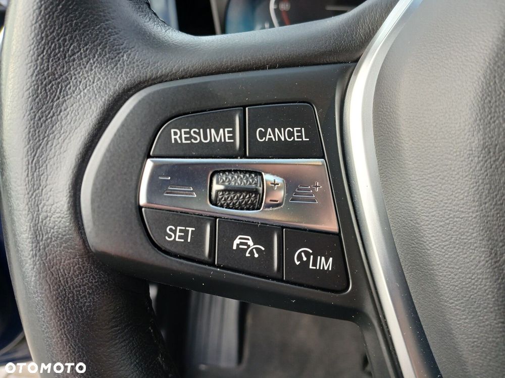BMW Seria 3 - 18