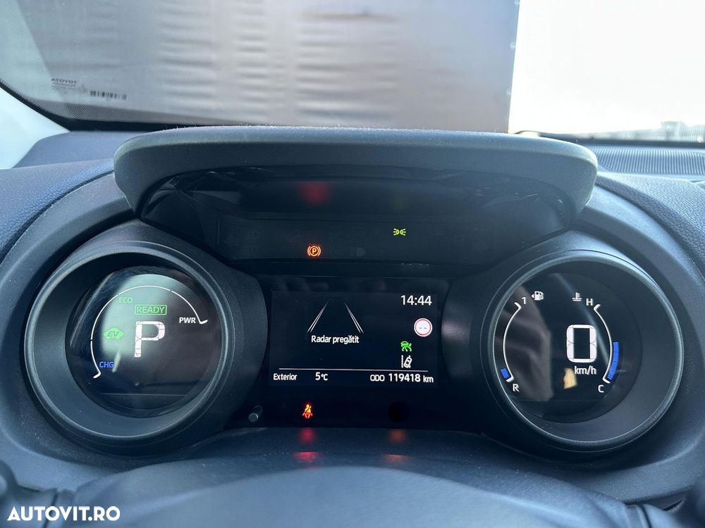 Toyota Yaris Cross - 19