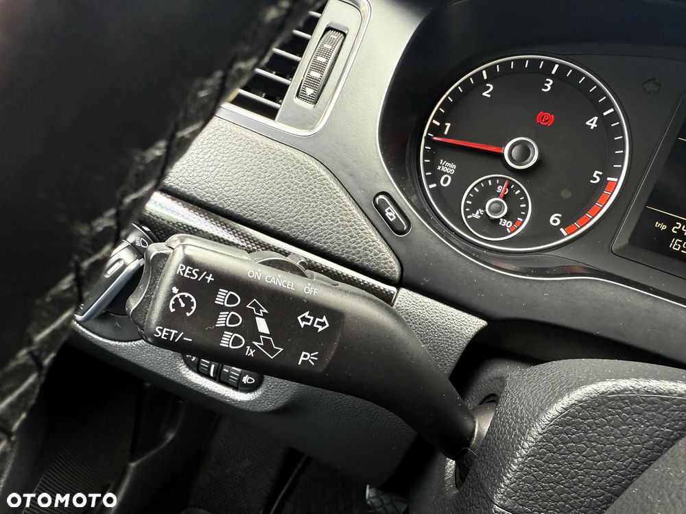 Volkswagen Jetta 1.6 TDI BMT Comfortline - 26