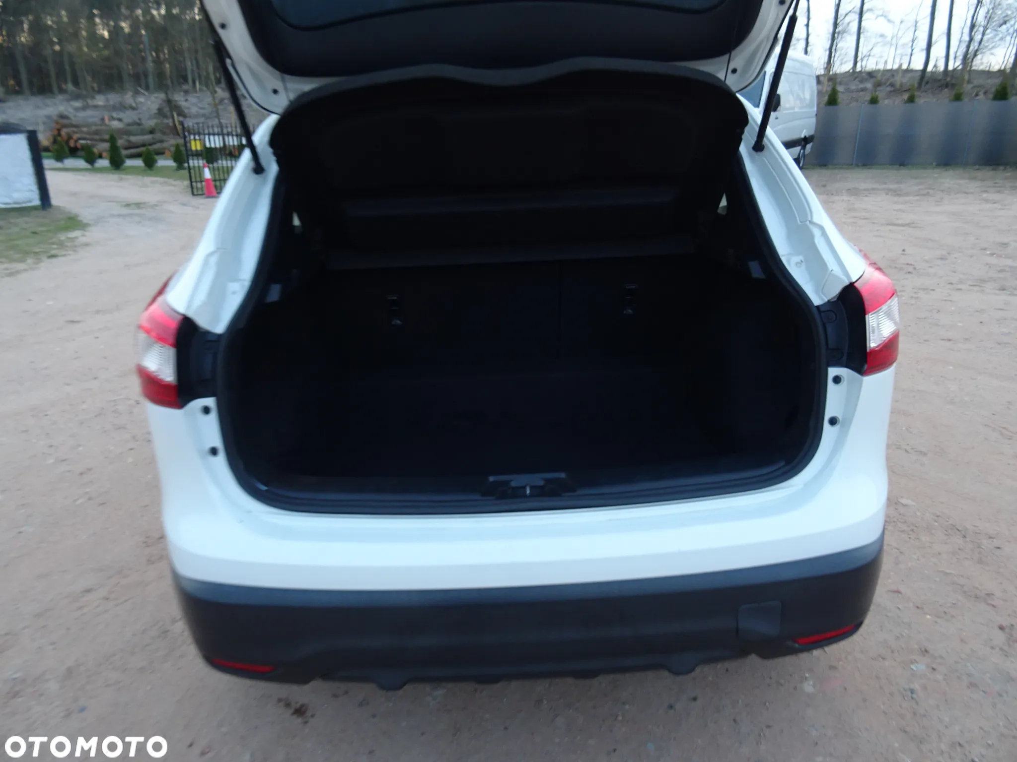 Nissan Qashqai - 15