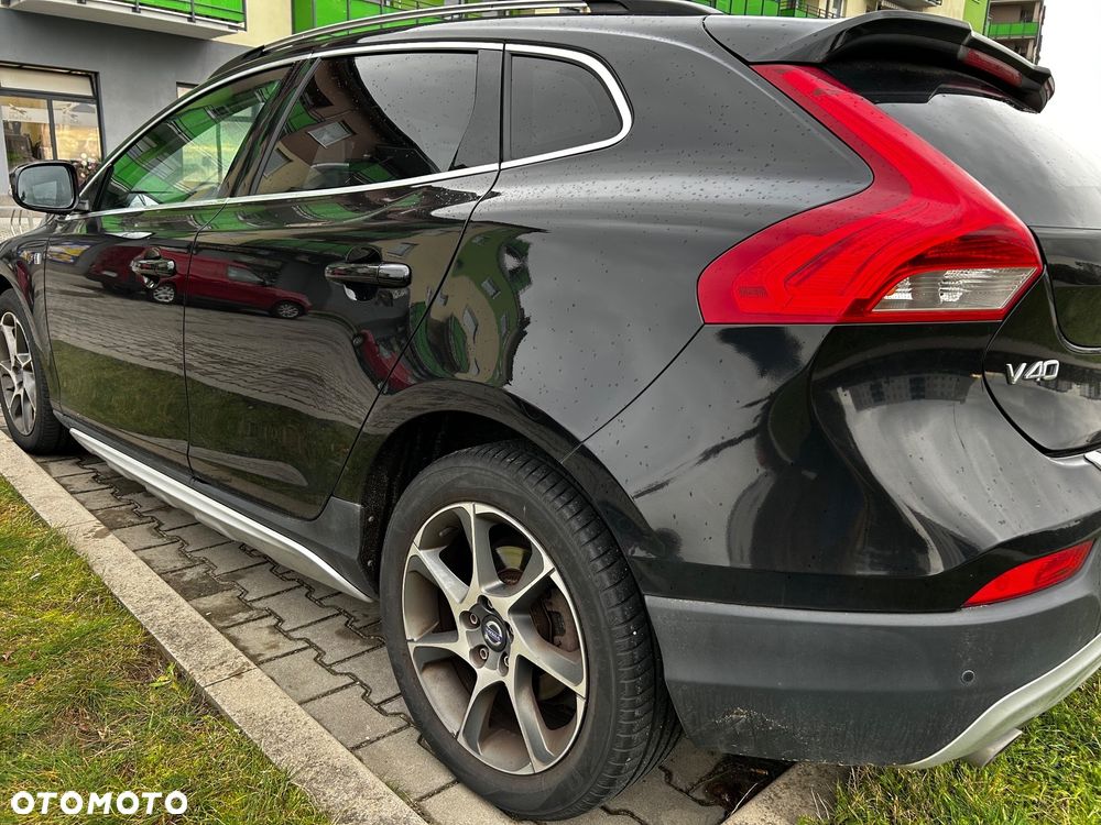 Volvo V40 D3 Drive-E Ocean Race - 5
