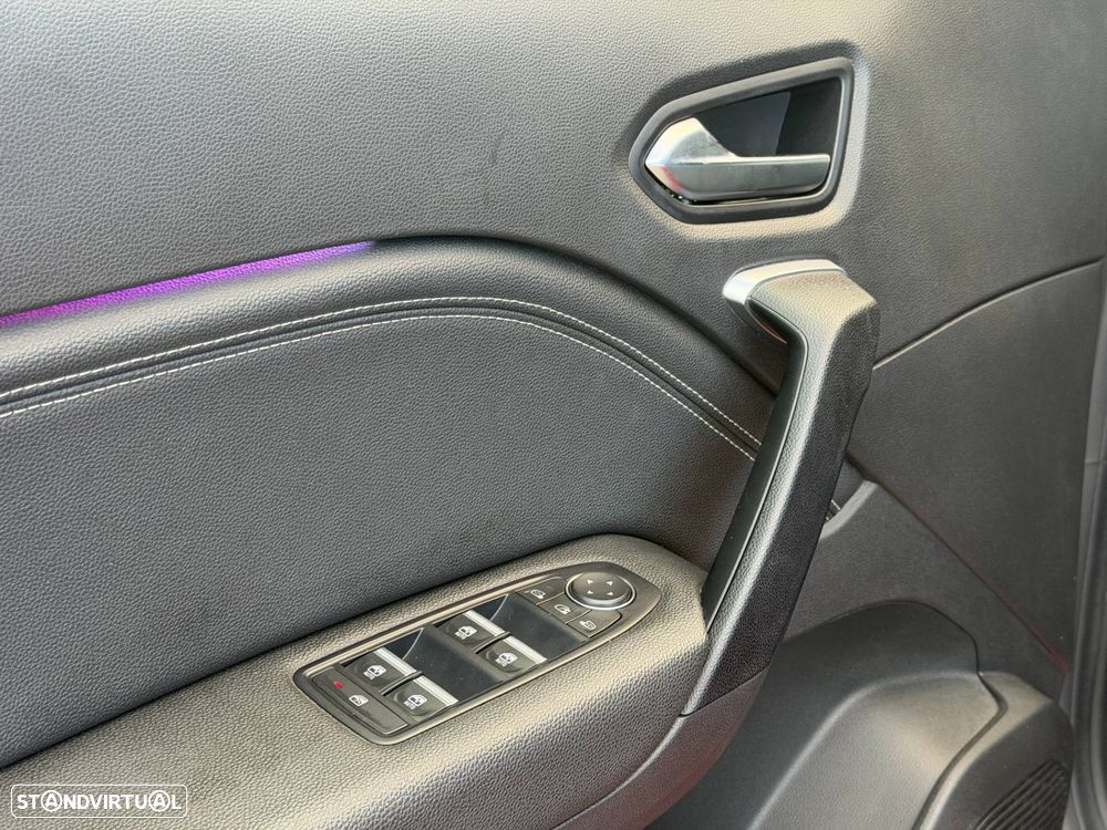 Renault Captur 1.0 TCe Techno Bi-Fuel - 9