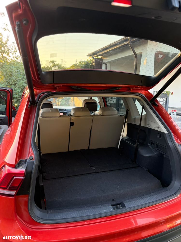 Volkswagen Tiguan - 9