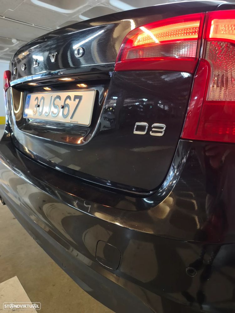 Volvo S60 2.0 D3 Momentum - 40
