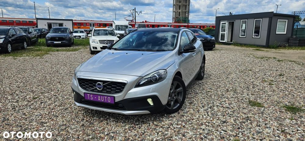 Volvo V40 Cross Country - 5