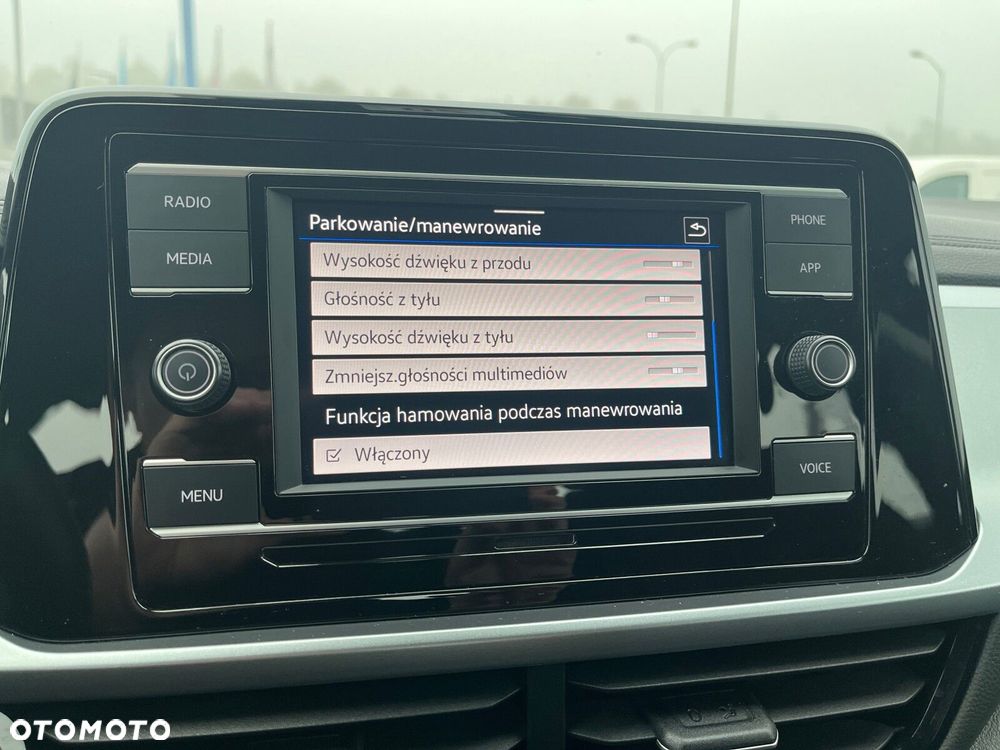 Volkswagen T-Roc - 37