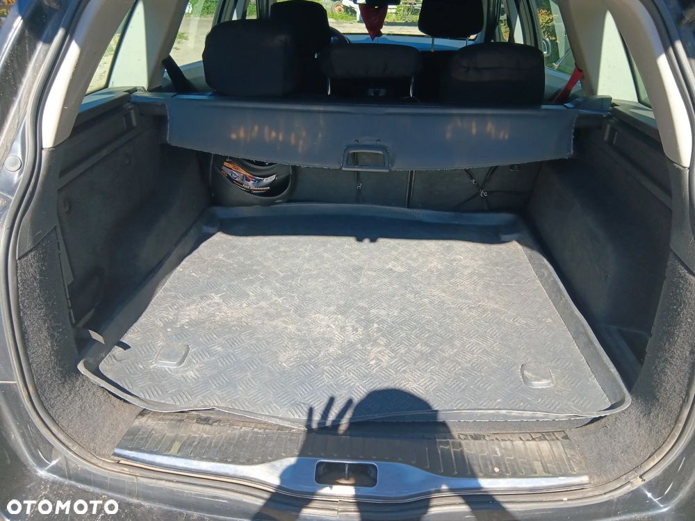 Opel Astra 1.9 CDTI DPF - 7