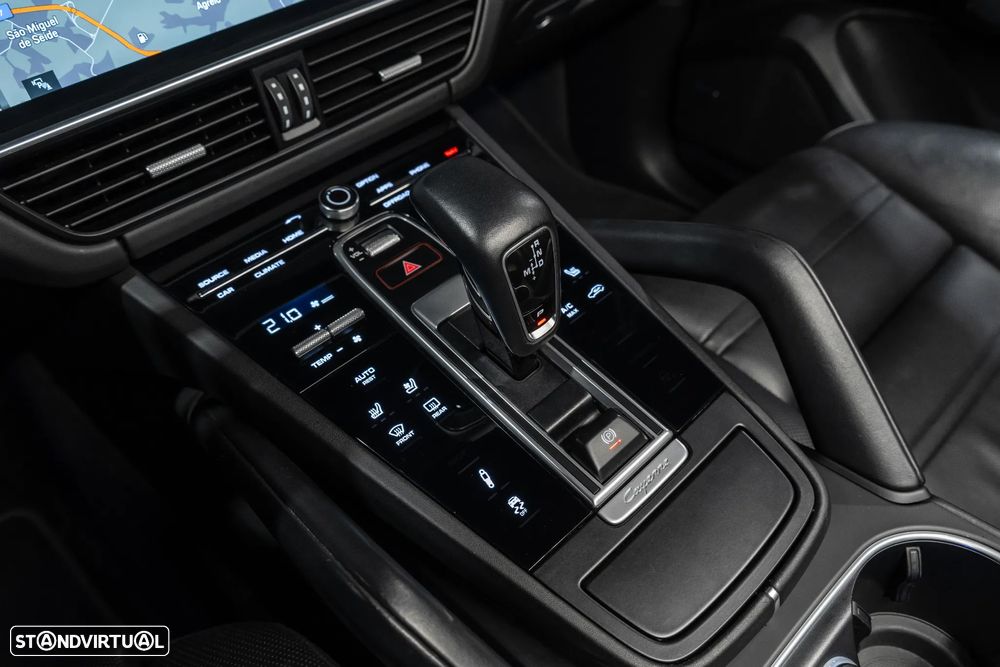 Porsche Cayenne Platinum Edition - 16