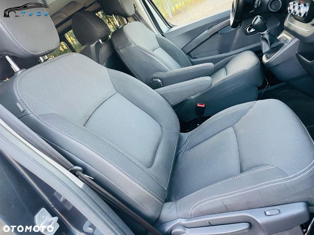 Renault Trafic SpaceClass 2.0 dCi Escapade EDC - 5
