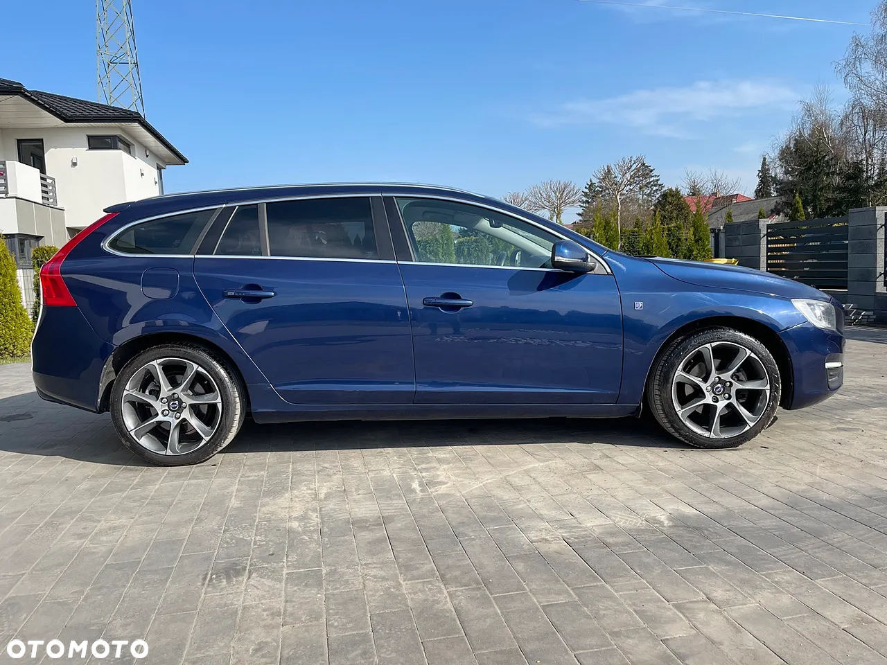 Volvo V60 D2 Drive-E Ocean Race - 8