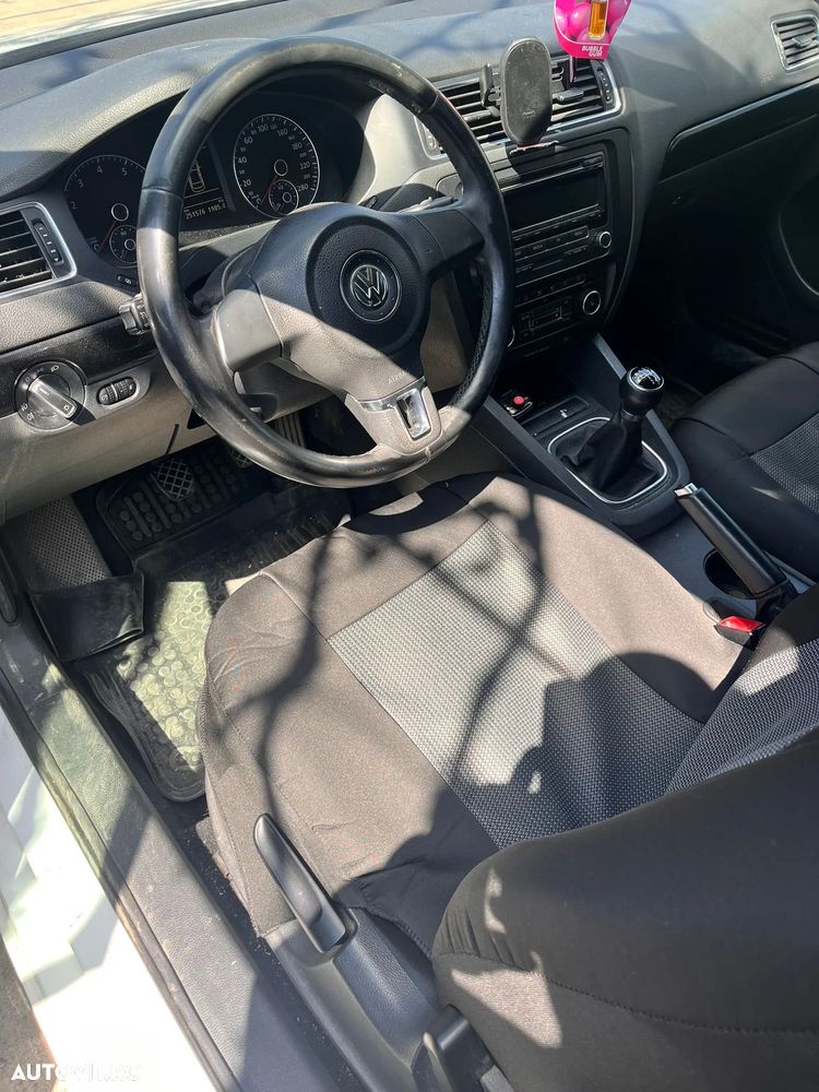Volkswagen Jetta 1.2 TSI Comfortline - 5