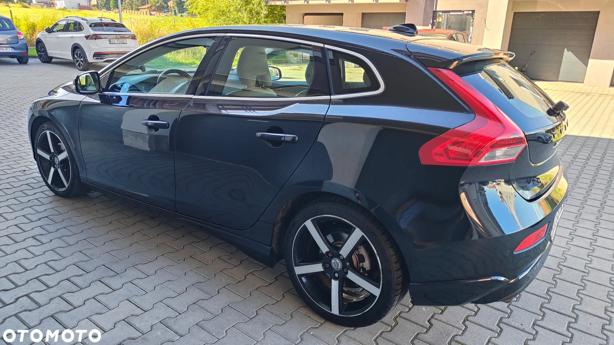 Volvo V40 D2 R-Design Summum - 6