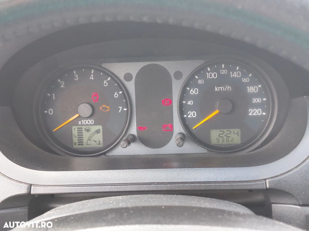 Ford Fiesta 1.4i Comfort - 9