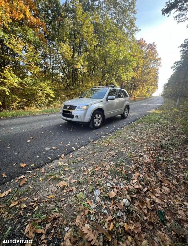 Suzuki Grand Vitara - 2