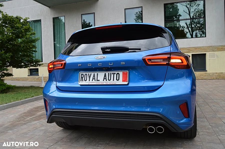 Ford Focus - 13