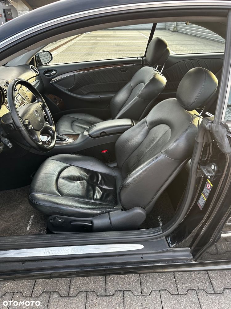 Mercedes-Benz CLK - 15