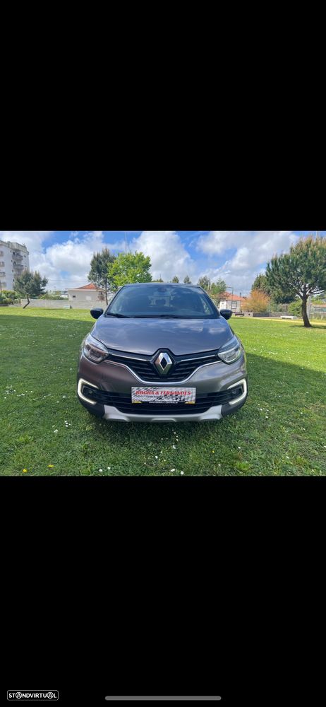 Renault Captur 0.9 TCE Exclusive - 2