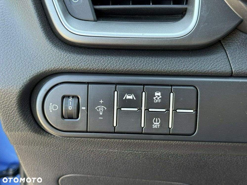 Kia Ceed - 22