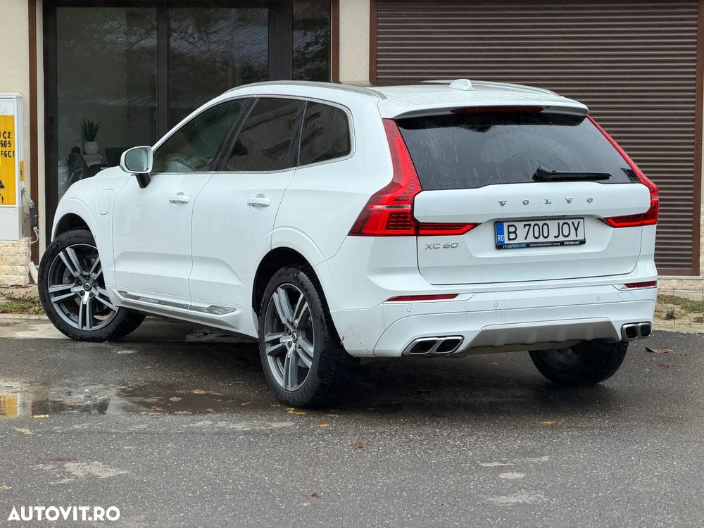 Volvo XC 60 T8 AWD Recharge Geartronic Inscription - 11