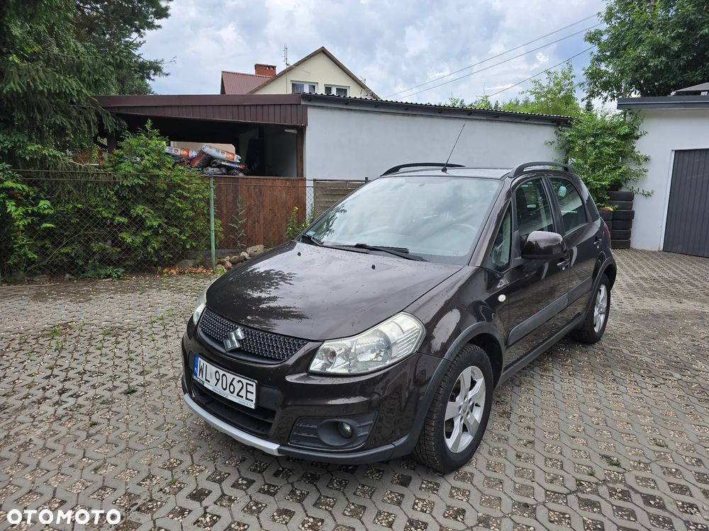 Suzuki SX4 1.6 Comfort Plus - 1