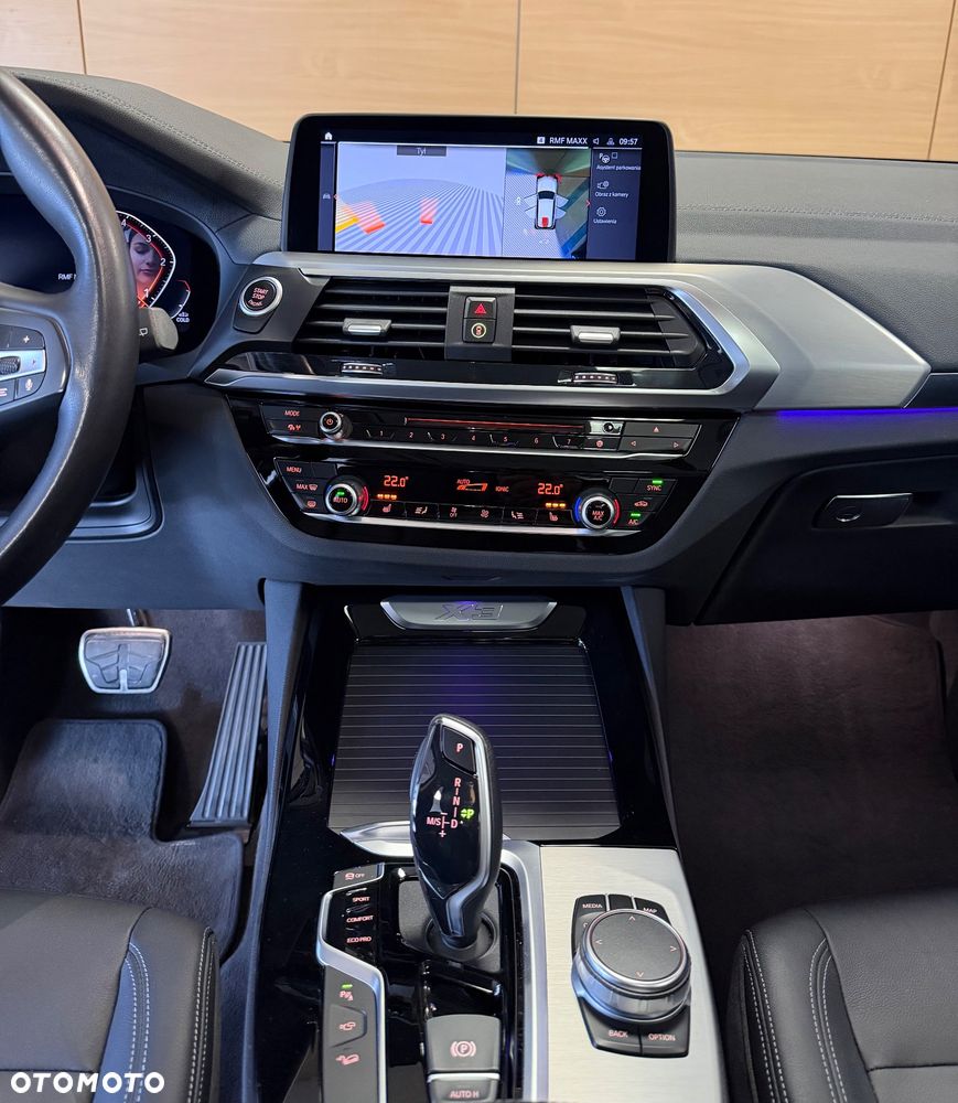 BMW X3 xDrive20d xLine - 16