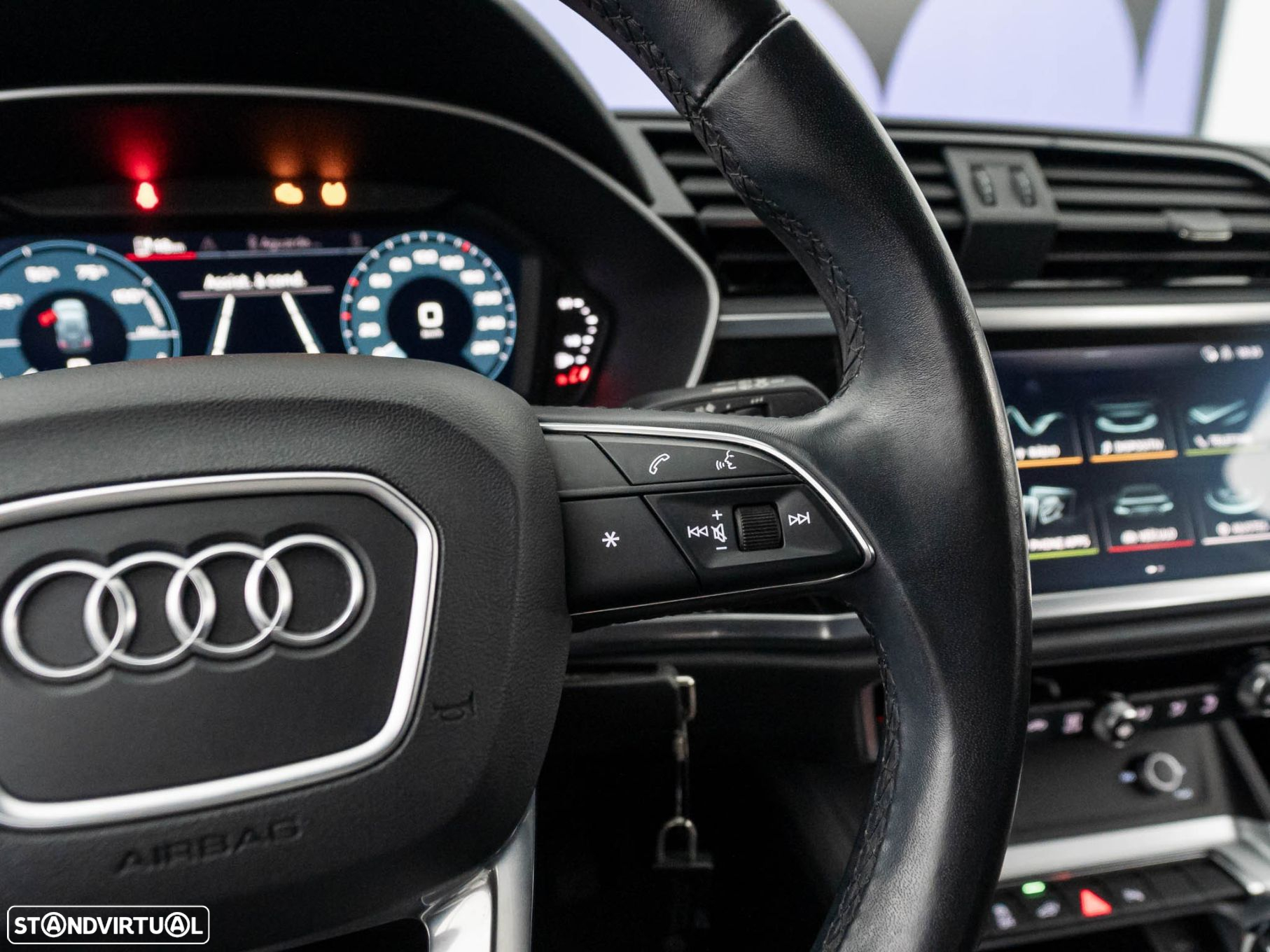 Audi Q3 45 TFSIe S tronic - 25