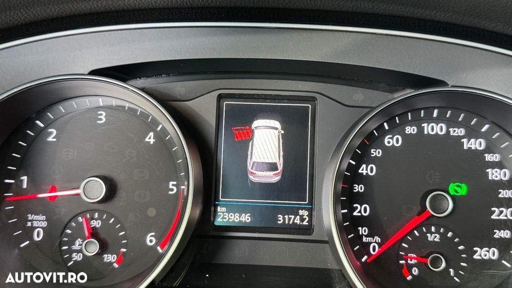 Volkswagen Passat 2.0 TDI DSG Highline - 21