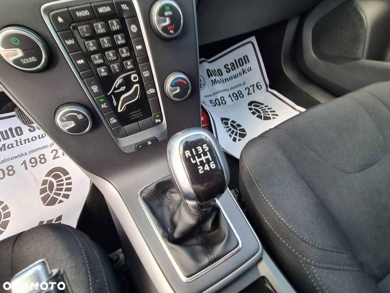 Volvo V40 D2 Kinetic - 16