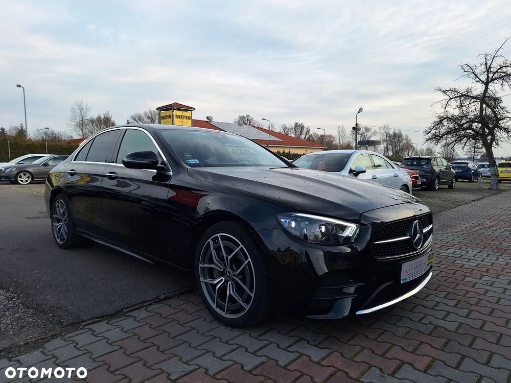Mercedes-Benz Klasa E 220 d 9G-TRONIC - 3