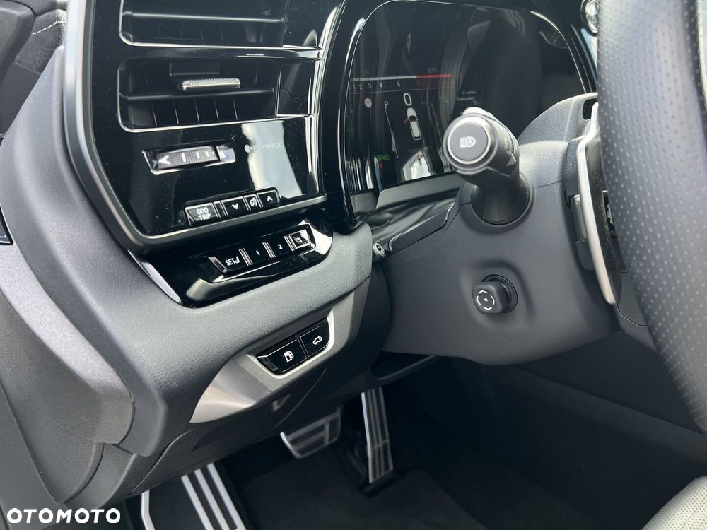Lexus RX - 12