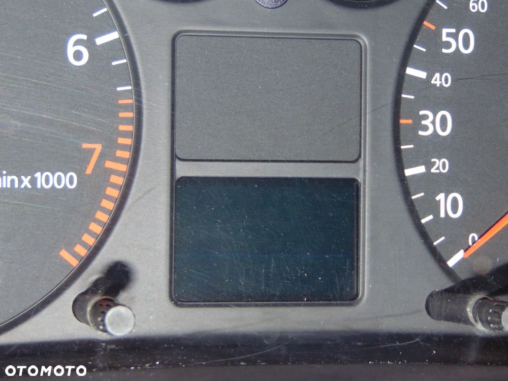 Licznik zegary 8D0920900B FIS Audi A4 B5 1.8 benzyna 97-01r - 6