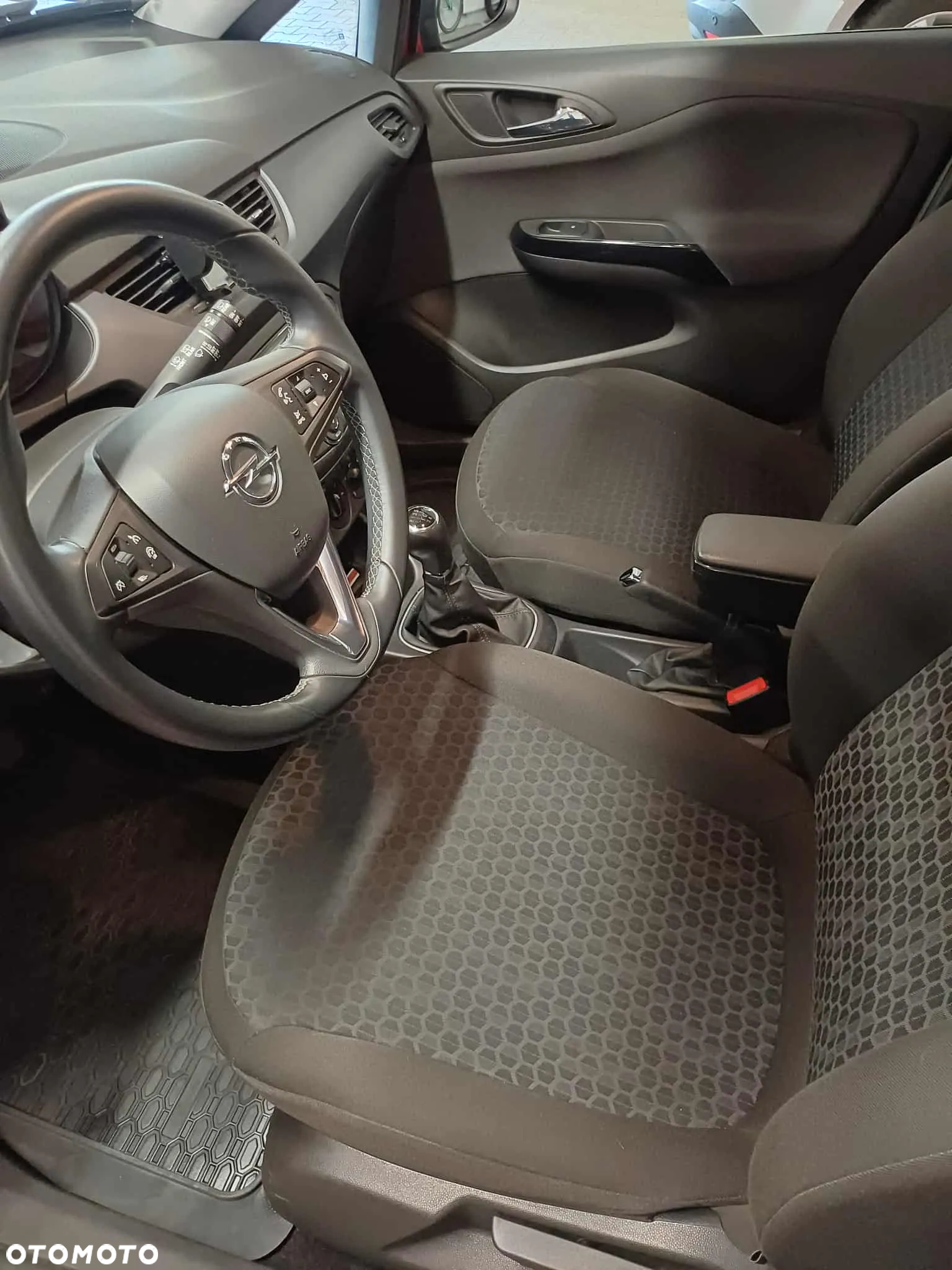 Opel Corsa 1.4 Enjoy - 12