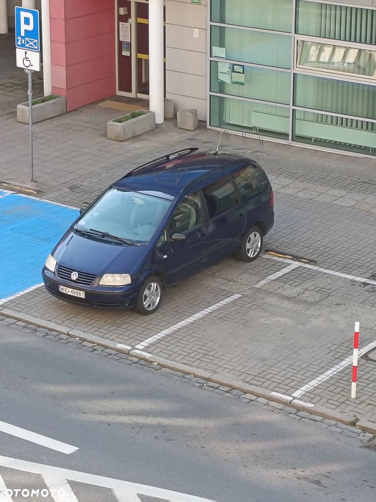 Volkswagen Sharan 1.9 TDI Comfortline Tiptr - 1