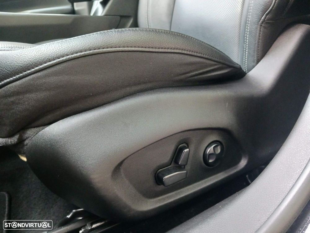 Jeep Compass 1.5 TG e-Hybrid Summit DCT - 35