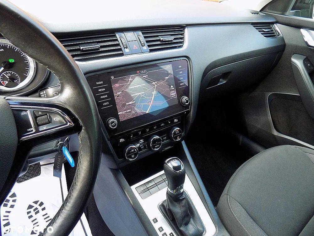 Skoda Octavia Combi 1.5 TSI e-TEC DSG Sportline - 14