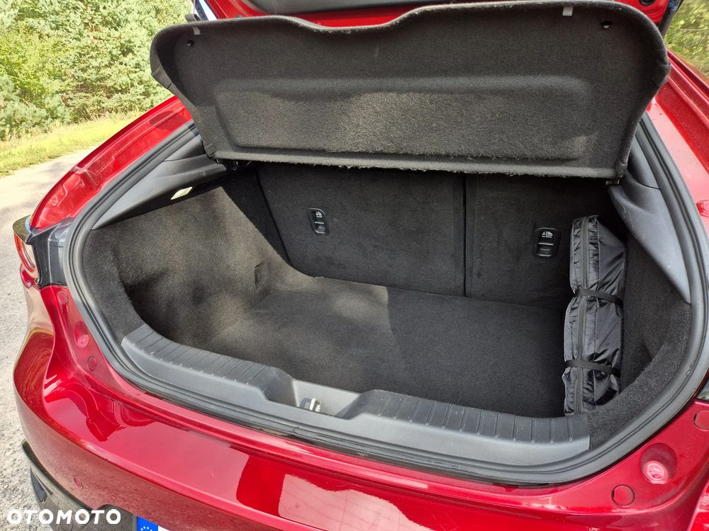 Mazda 3 e-SKYACTIV-G 122 M HYBRID EXCLUSIVE-LINE - 22