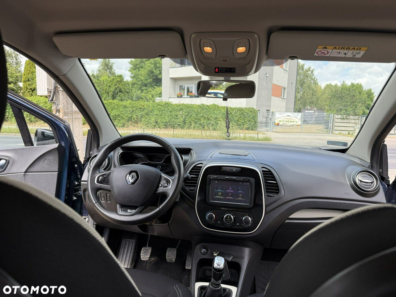 Renault Captur - 24