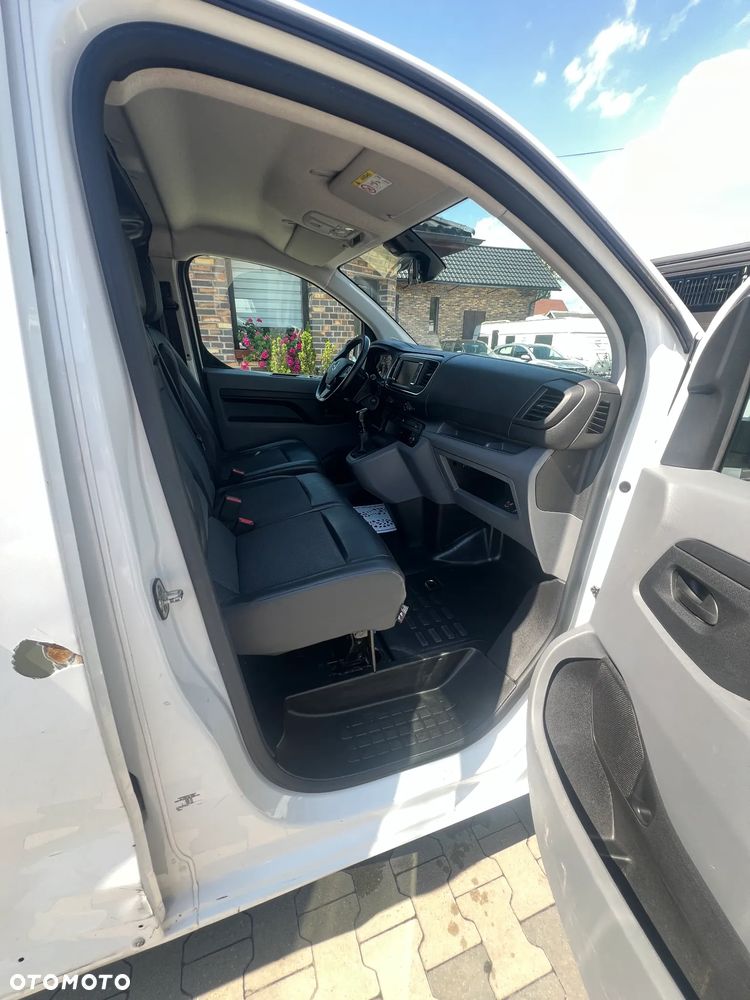 Opel Vivaro - 11