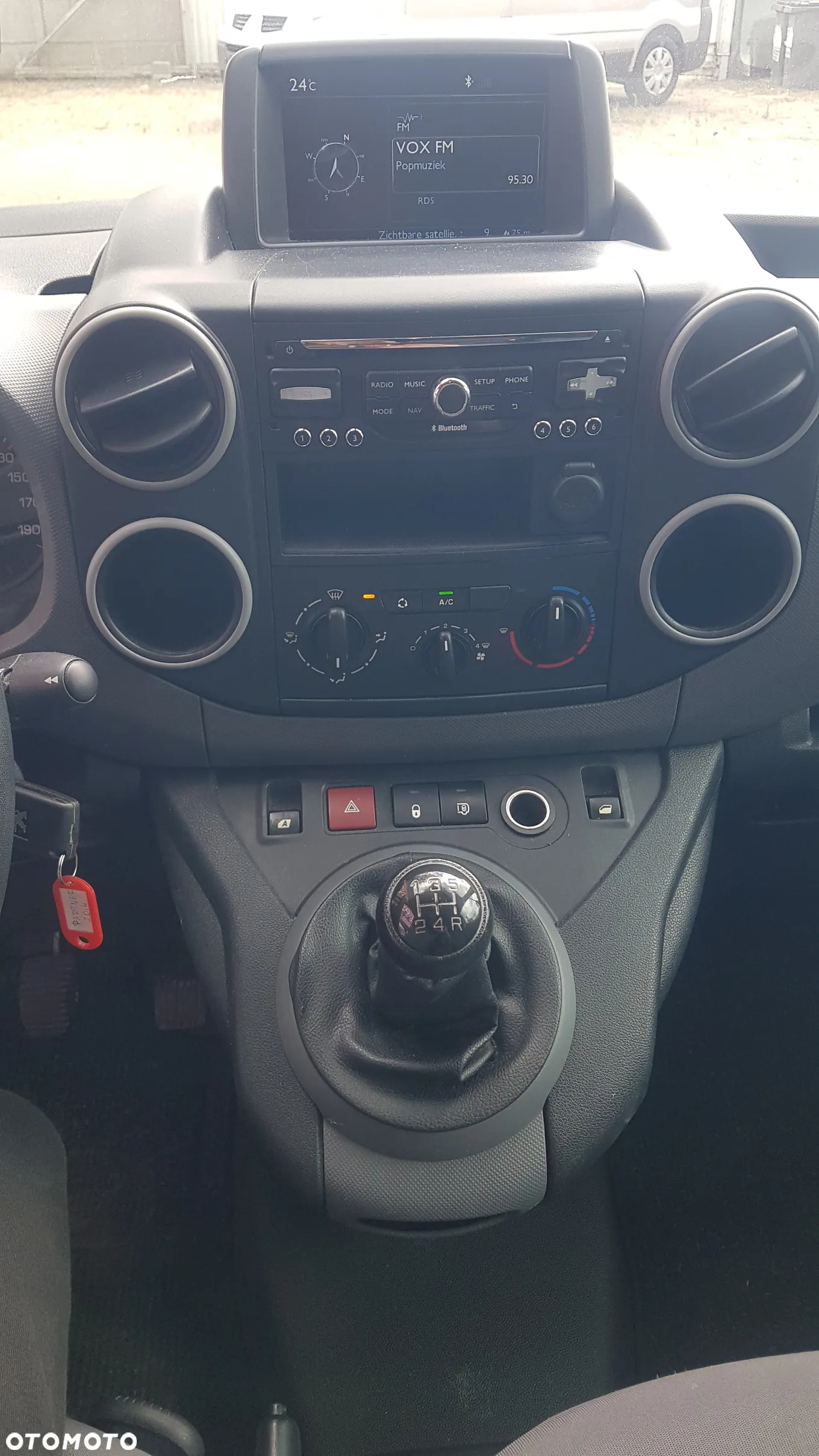 Peugeot Partner - 11