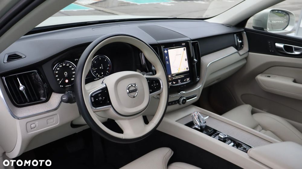 Volvo XC 60 B5 D AWD Inscription - 13