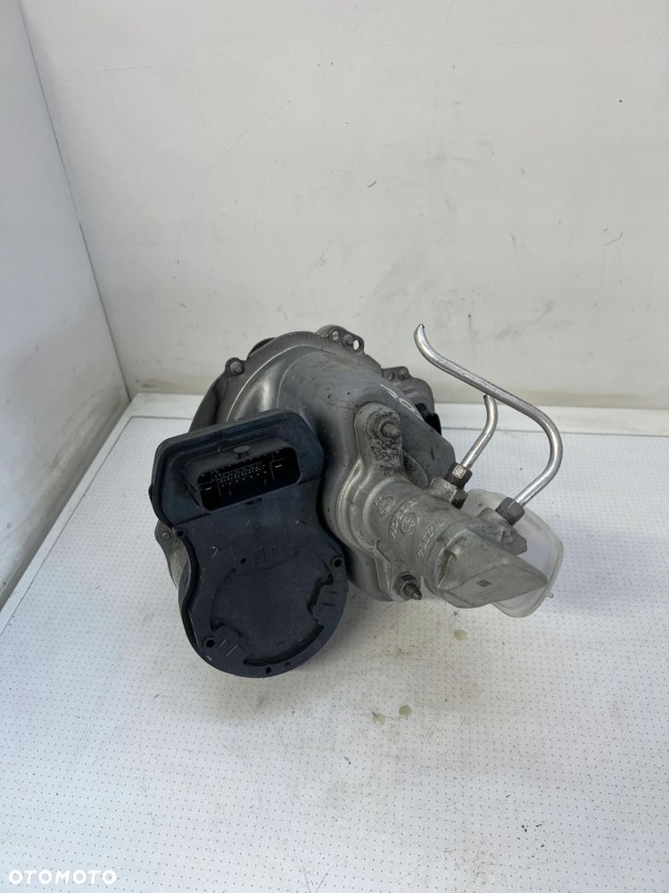 POMPA HAMULCOWA SERWO RENAULT ZOE II 472106527R 472106527R-A 2019-2024