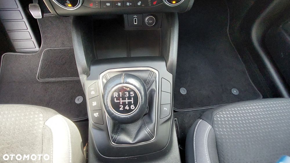 Ford Focus 1.5 EcoBlue STart-Stopp-System TREND - 28
