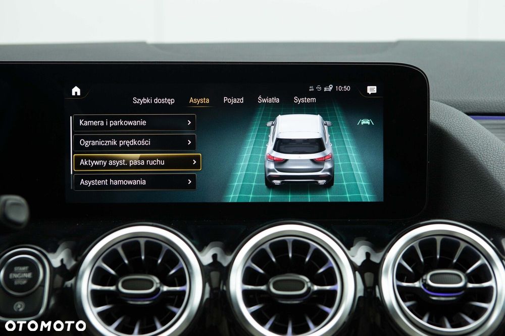 Mercedes-Benz GLA 200 mHEV Progressive 7G-DCT - 35