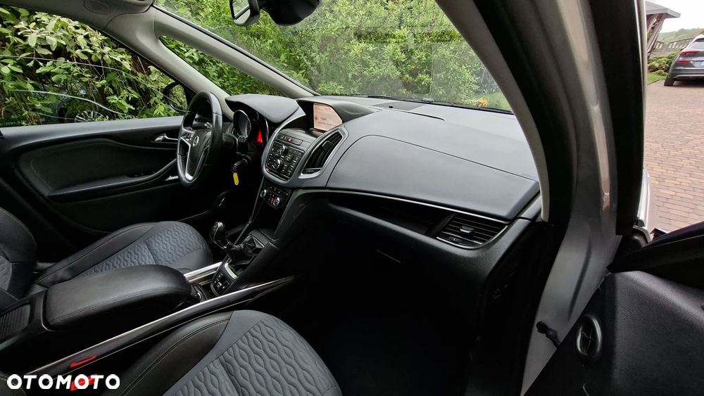 Opel Zafira 1.4 T Cosmo EcoFLEX S&S - 21