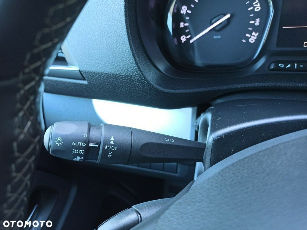 Opel Vivaro - 16